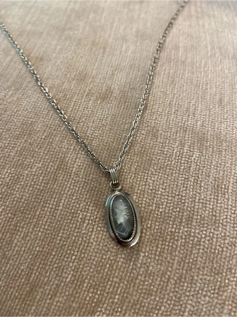 Vintage Sarah Coventry Sterling Cameo Pendant Necklace